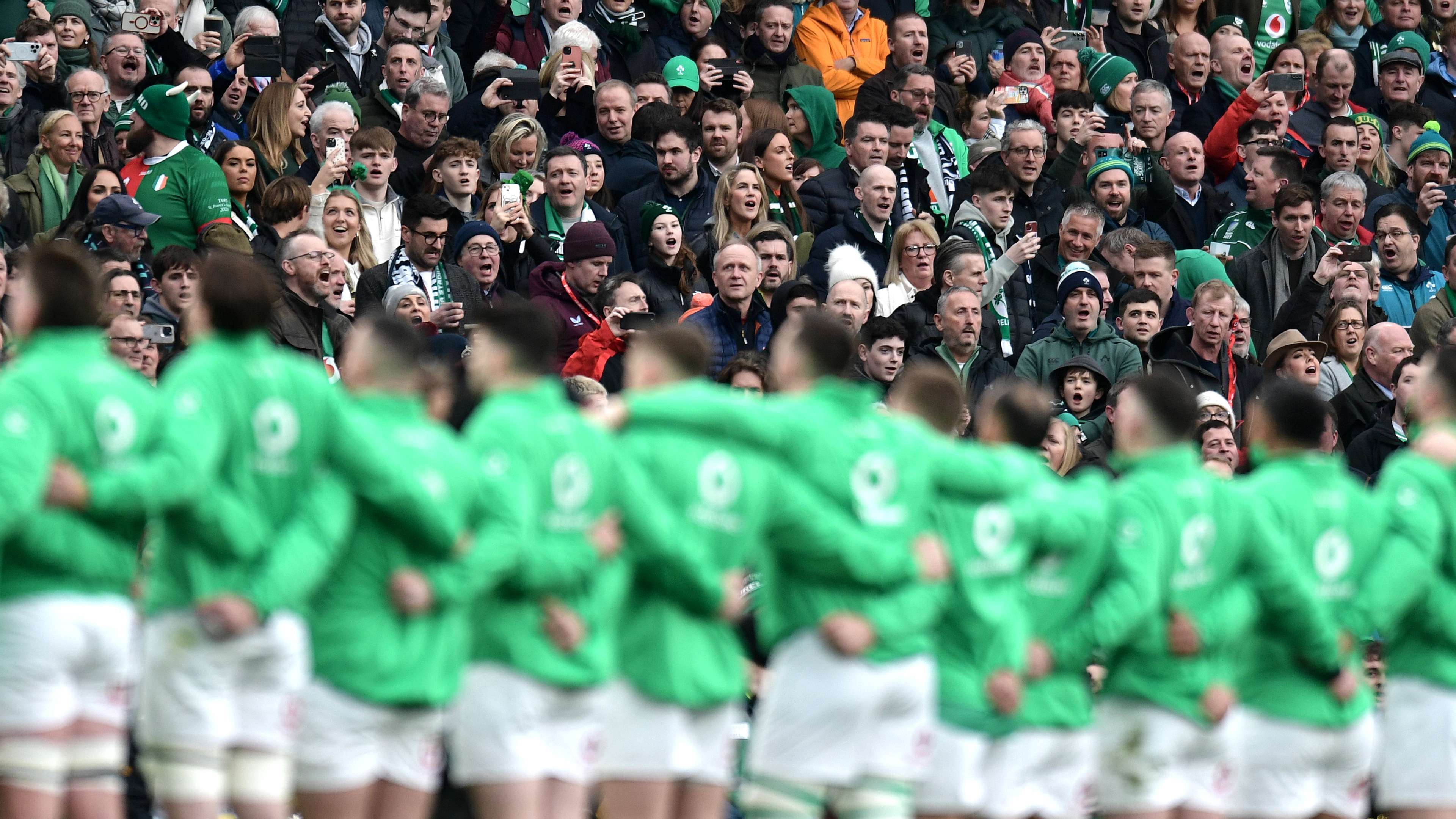 与此同时 与此同时